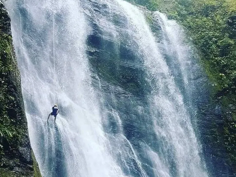 torrentismo-cascada-el-escobo-vergara.jpg