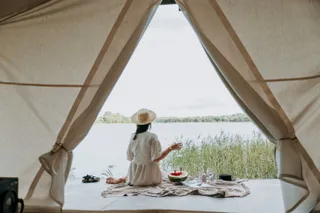 Descubre la Magia del Glamping Cerca de Bogotá con Precios Económicos